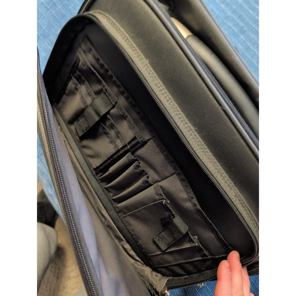 Eddie Bauer‎ Carry On Bag - Picture 3 of 4
